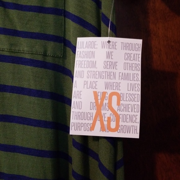 Lularoe Carly - Picture 4 of 4